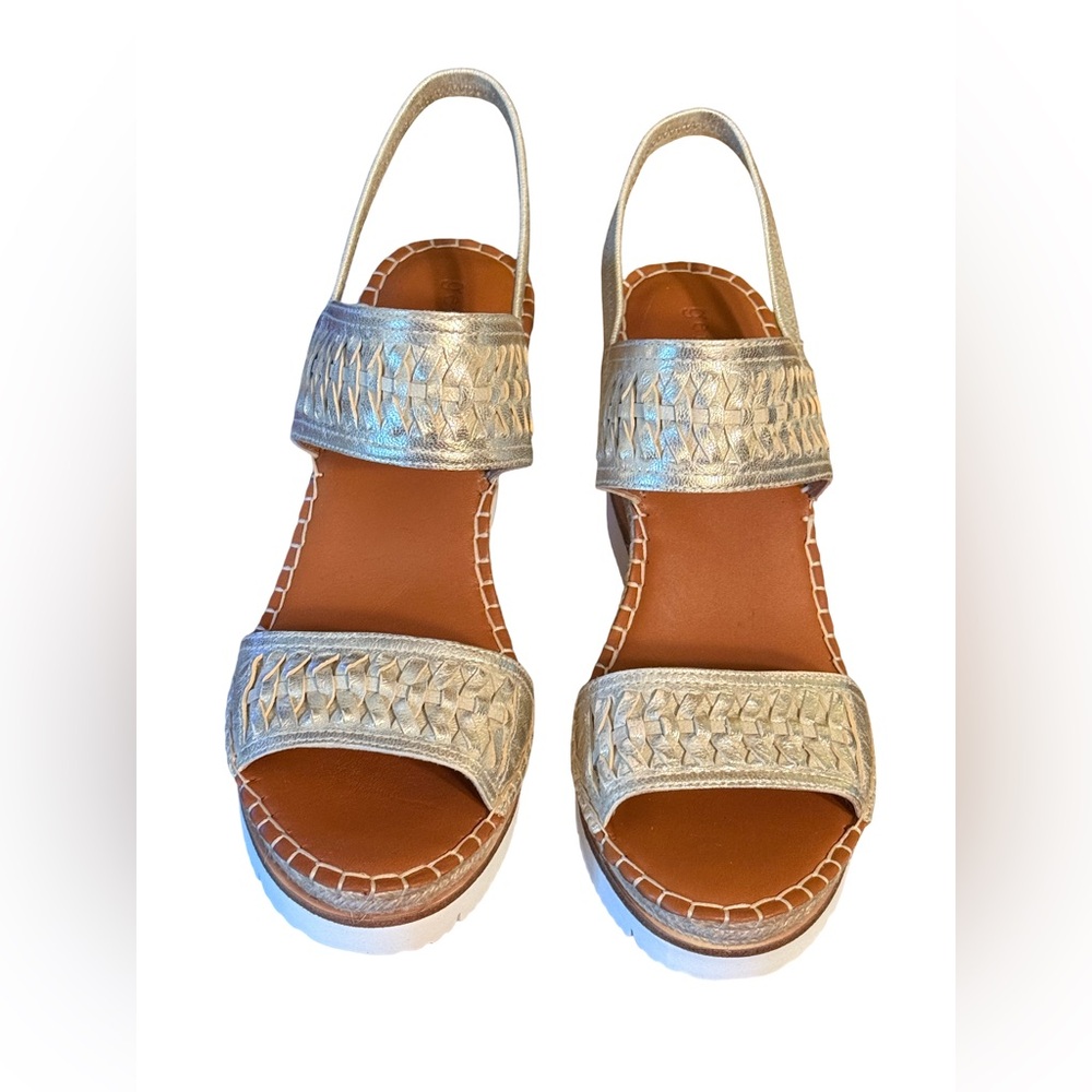 Kenneth Cole Gentle Souls MWT Sz 11 Silver Woven Leather Wedge Sandals (SH164) - Picture 3 of 9